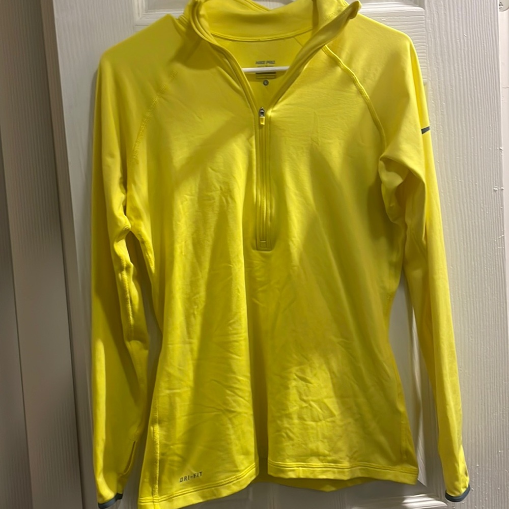 Nike 1/4 Zip Dri-Fit Top